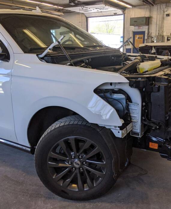 Town Line Auto Body, Tolland, CT