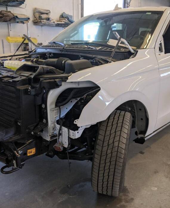 Town Line Auto Body, Tolland, CT