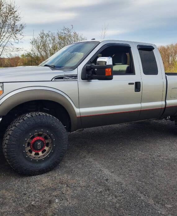 Town Line Auto Body, Tolland, CT