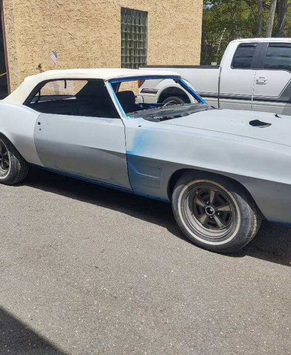 Town Line Auto Body of Tolland, CT